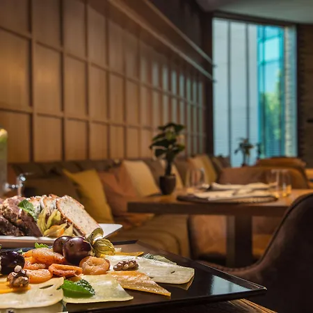 Expo - Free Airport Shuttle Sófia