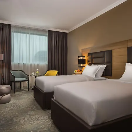 Expo - Free Airport Shuttle 4*