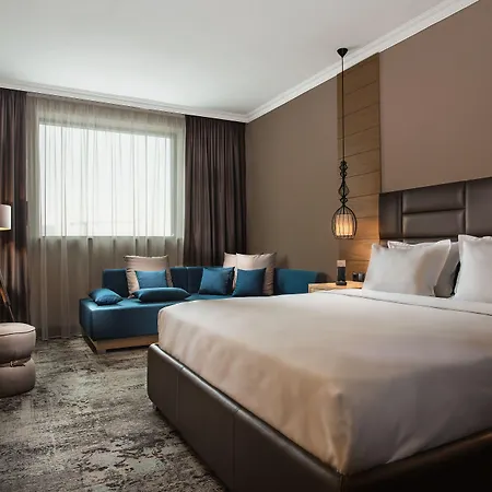 Expo - Free Airport Shuttle Hotel