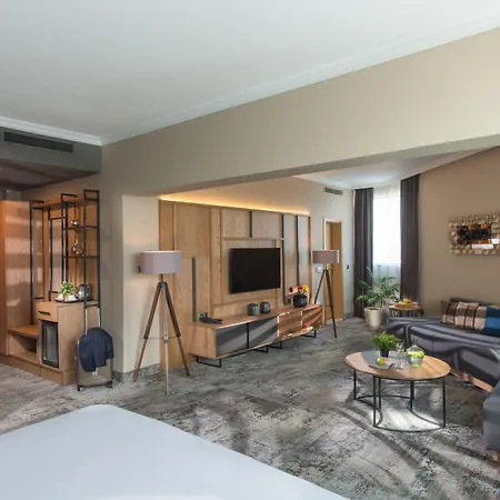 Expo - Free Airport Shuttle סופיה