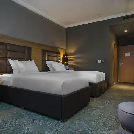 Hotell Expo - Free Airport Shuttle