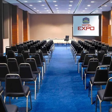 Szálloda Expo - Free Airport Shuttle 4*