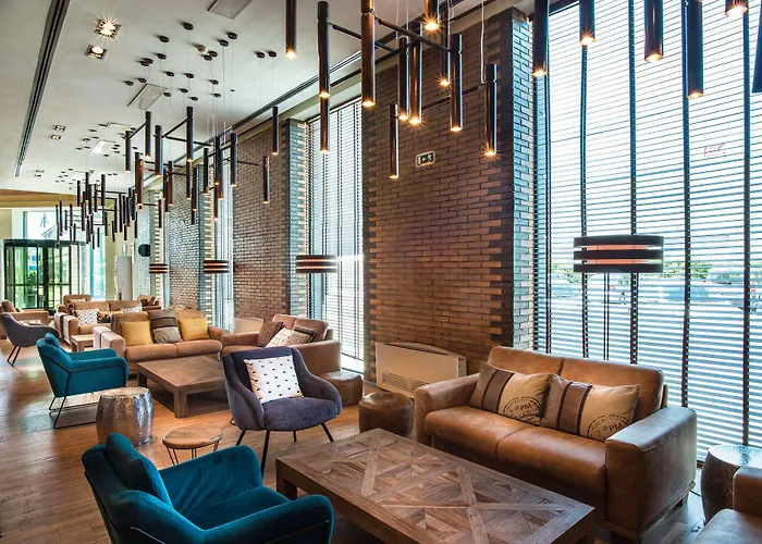 Expo - Free Airport Shuttle Hotel 4*