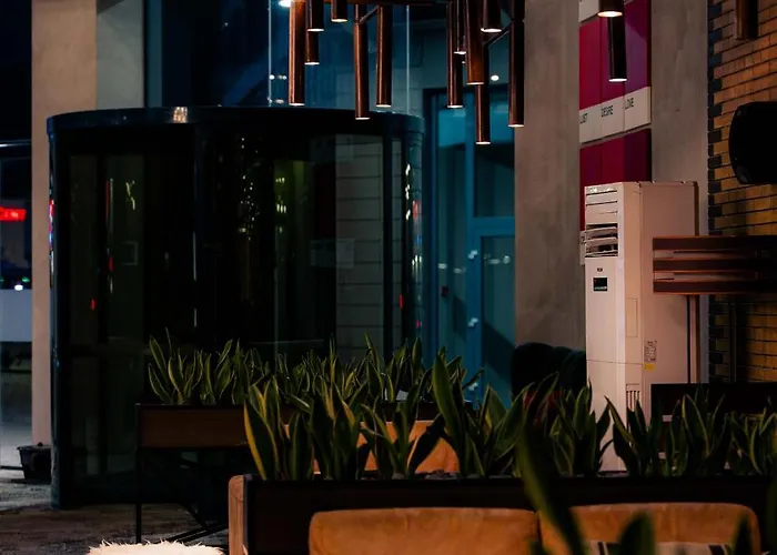 Хотел Expo - Free Airport Shuttle София