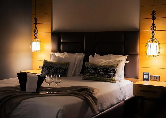 Expo - Free Airport Shuttle 4*