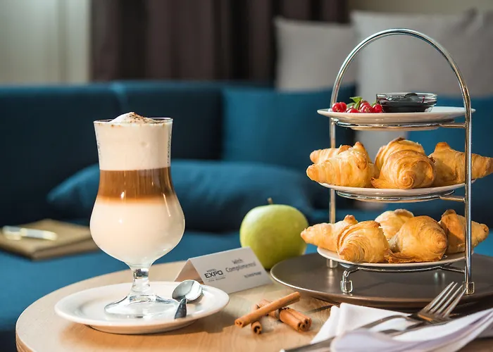 Expo - Free Airport Shuttle 4*