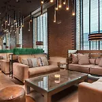 Expo - Free Airport Shuttle Hotel
